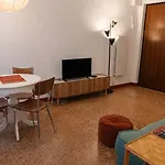 Centralissimo E Caratteristico, A Pochi Passi Dal Casino E Dal Mare - La Casetta Di Sanremo