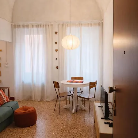 Centralissimo E Caratteristico, A Pochi Passi Dal Casinò E Dal Mare - La Casetta Di Apartamento
